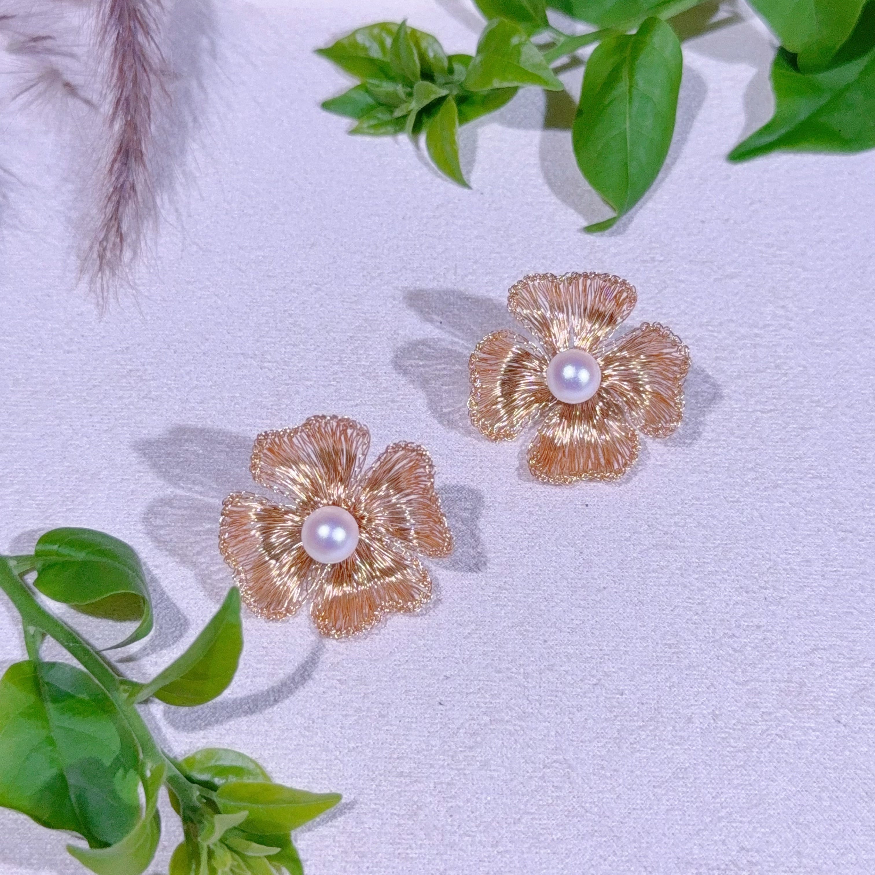 Handmade Wire Crochet Four Leaf Clover Pearl Stud Earrings Gold Silver Botanical Jewelry Artisan