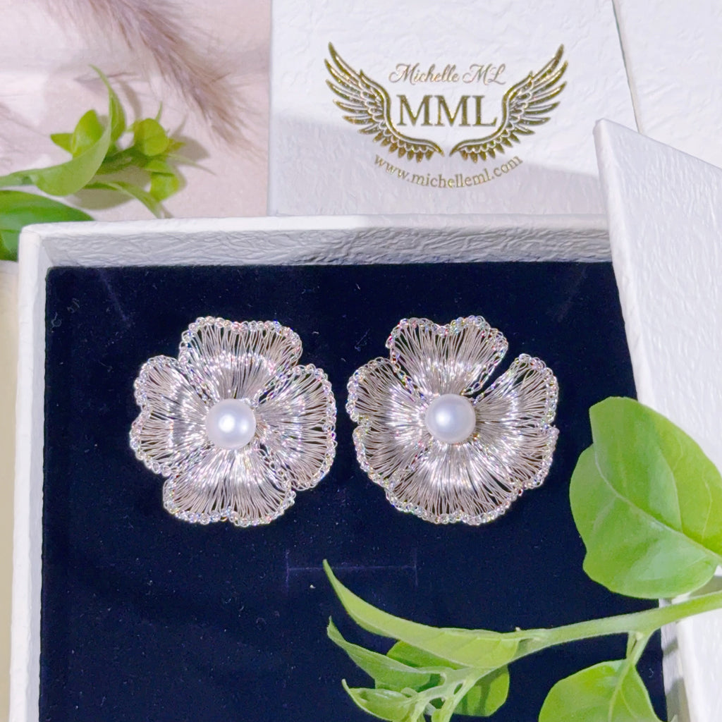 Handmade Wire Crochet Four Leaf Clover Pearl Stud Earrings Gold Silver Botanical Jewelry Artisan